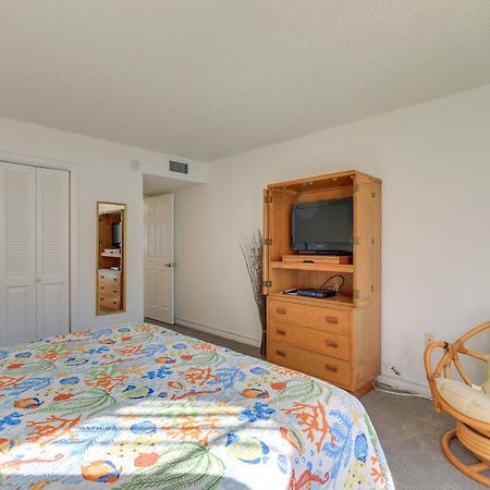 Central Cocoa Beach Condo With View, Steps To Beach! Bagian luar foto