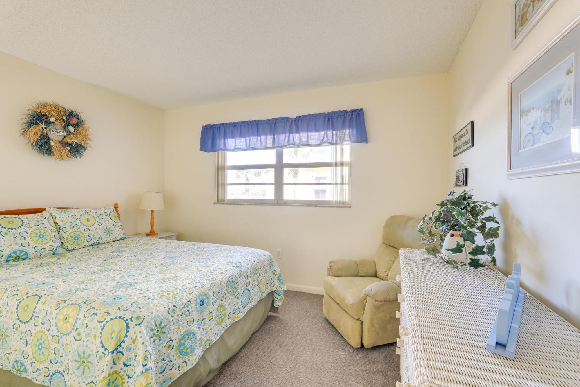 Central Cocoa Beach Condo With View, Steps To Beach! Bagian luar foto